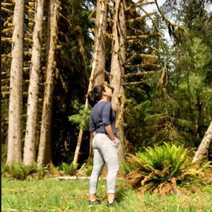 Meet your Posher, Alia